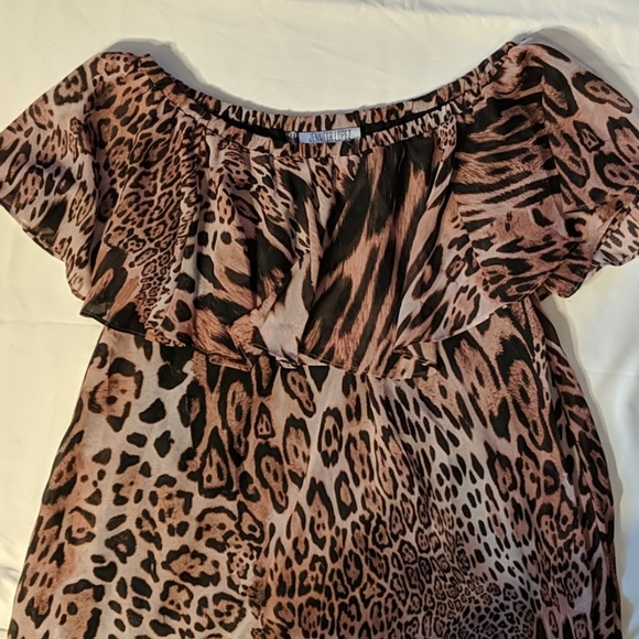 Jennifer Lopez Cheetah strapless dress - Picture 5 of 7